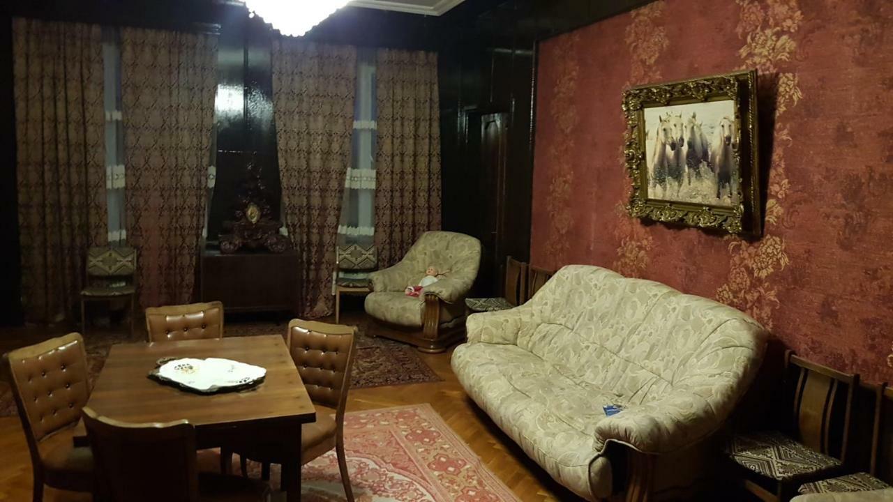 Shirim Guesthouse Зугдиди Экстерьер фото